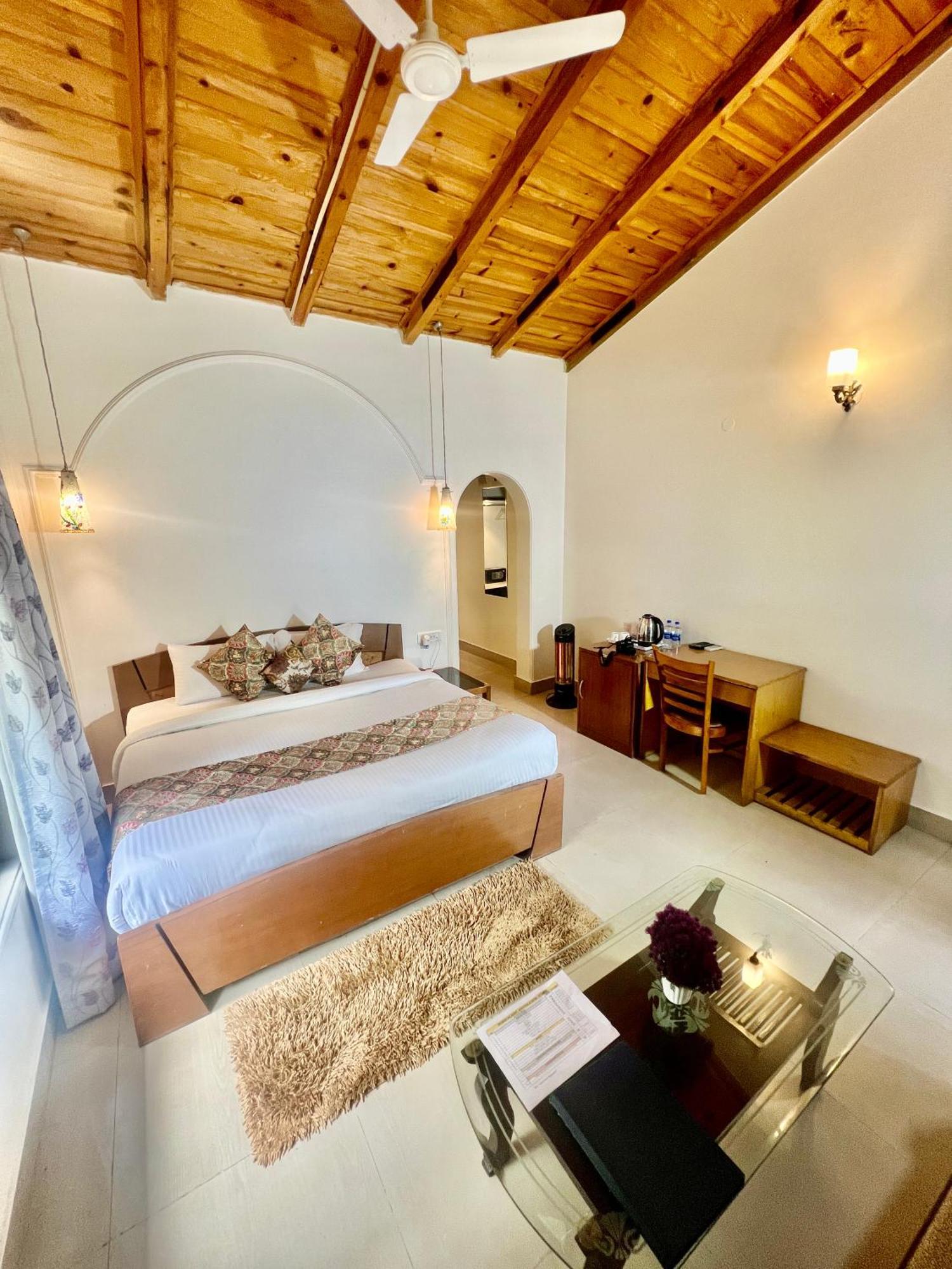 Sea Hawk - Luxury Hill Resort 4 Mins From Bhimtal Lake 外观 照片
