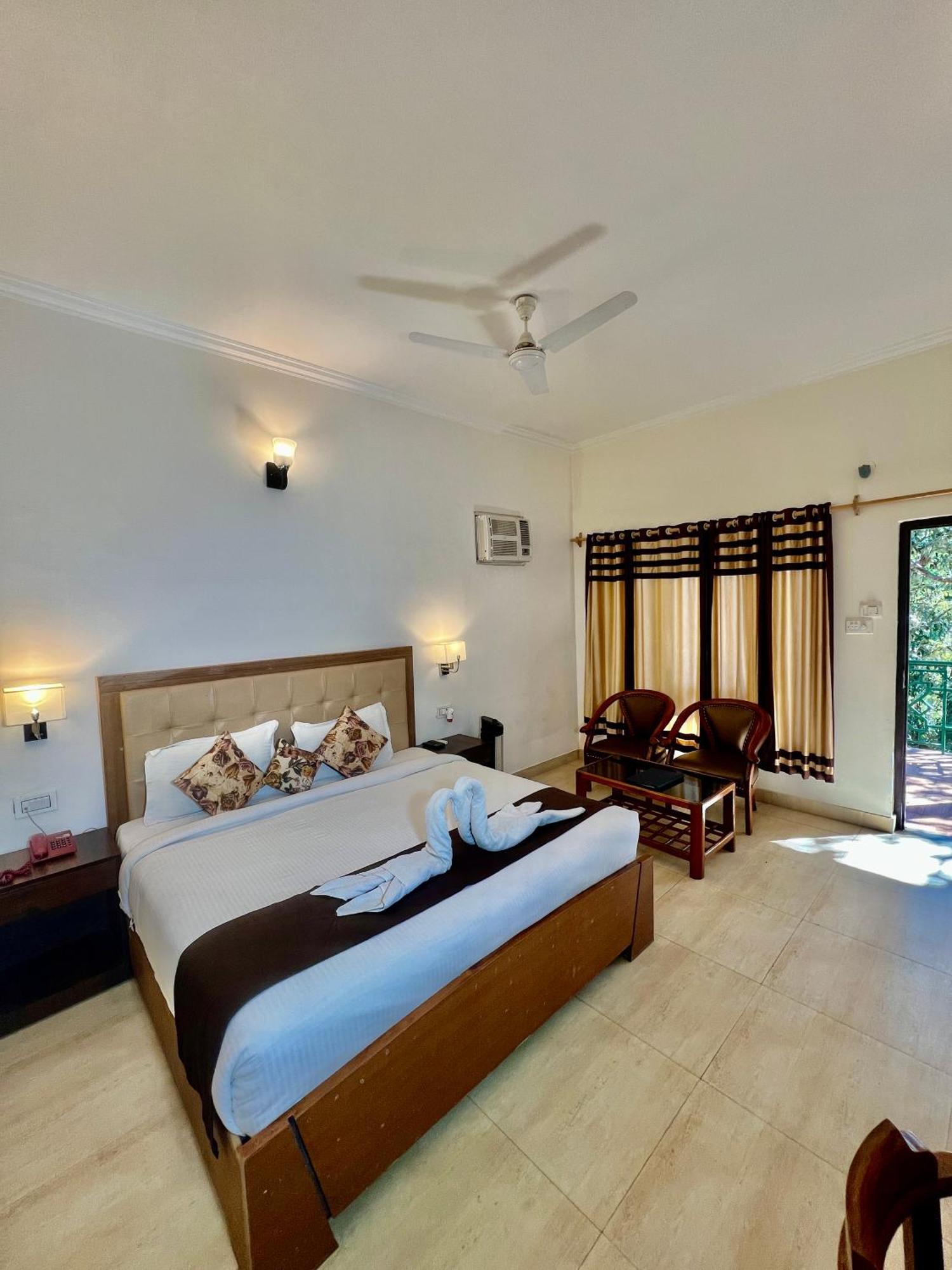 Sea Hawk - Luxury Hill Resort 4 Mins From Bhimtal Lake 外观 照片
